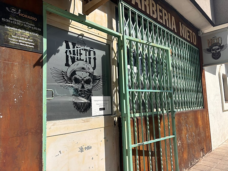 Fachada de Barbería Nieto en Illescas