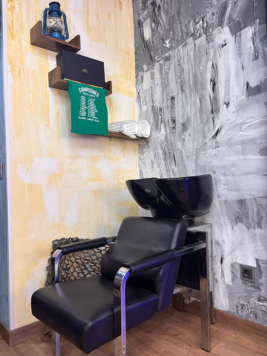 Zona de lavado de Barbería Nieto